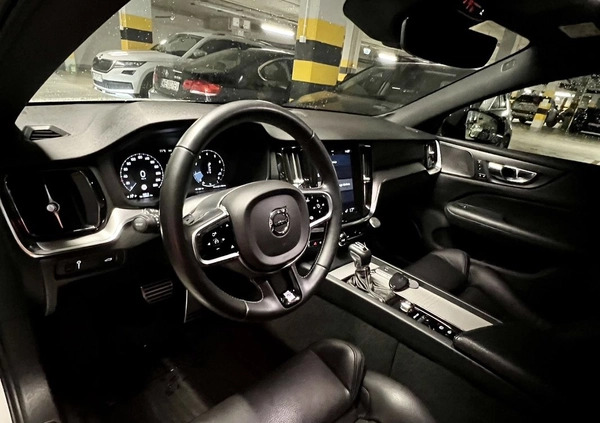 Volvo S60 cena 145000 przebieg: 77000, rok produkcji 2019 z Warszawa małe 277
